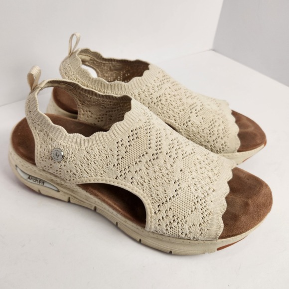 Skechers By Martha Stewart Slip-On Comfy Cushion Beige Sandals Size 9W - Picture 4 of 8